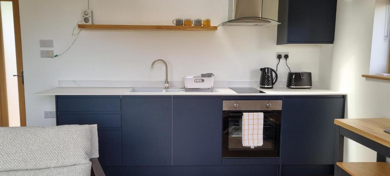 The Brookhouse. Cheerful Tiny House With Seaview. Villa Ilfracombe Eksteriør bilde